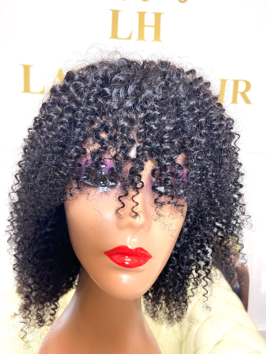 Perruque 100%cheveux bouclés virgin brésiliens Premium avec frange couleur #1B  12" bien épais