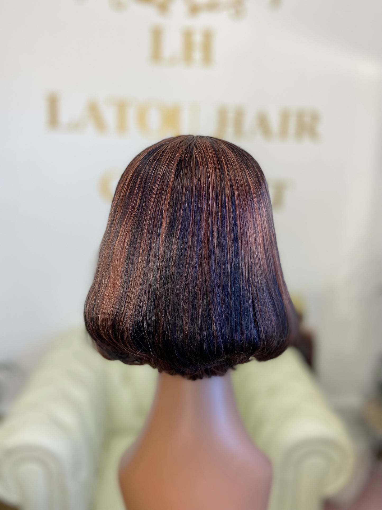 Perruque courte 100% cheveux naturelle noire #1B/ cuivré foncé