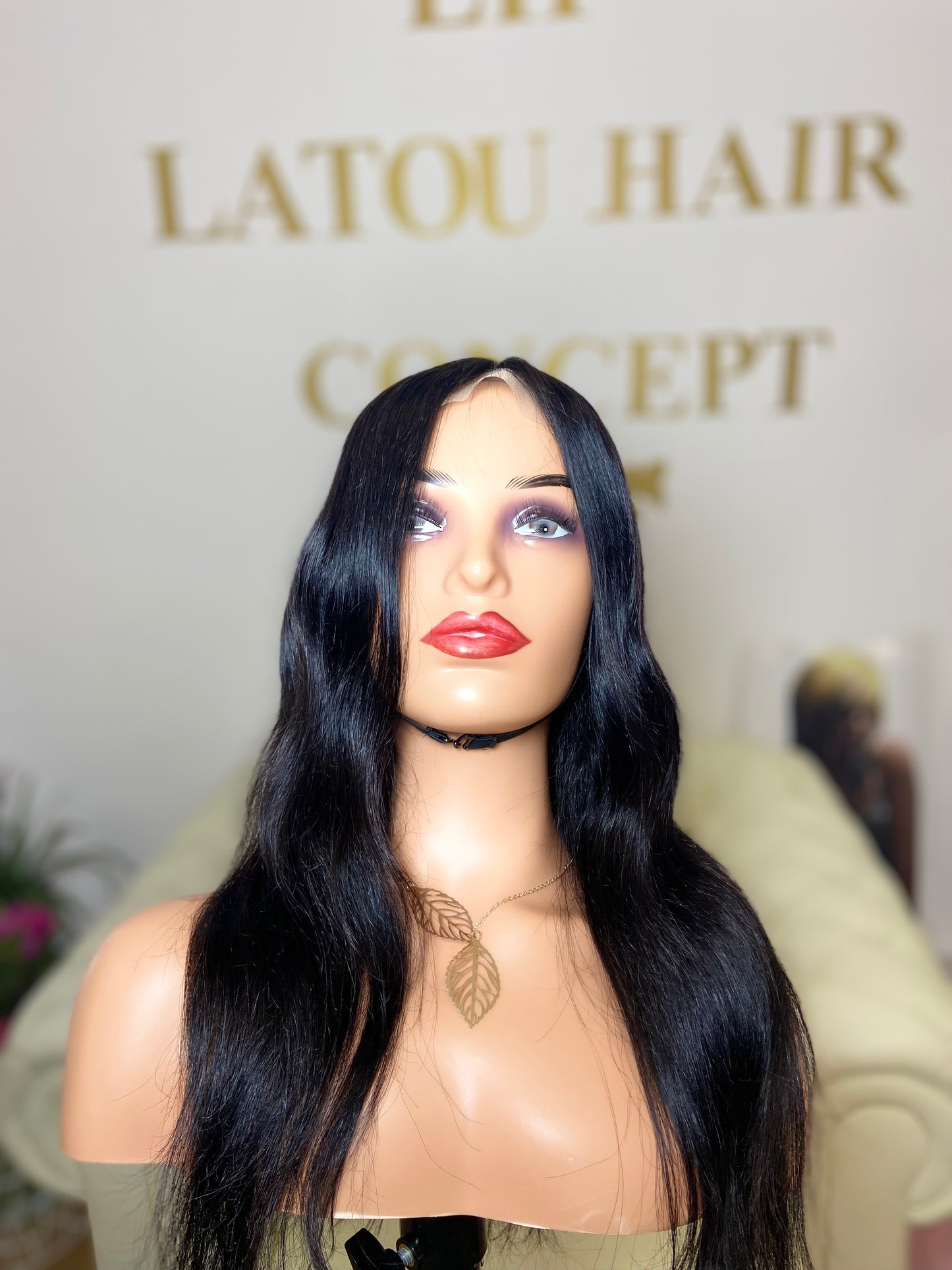 Perruque ondulée épais lace frontal 4x4 virgin cheveux brésiliens  10"(25cm) - 24"(60cm)
